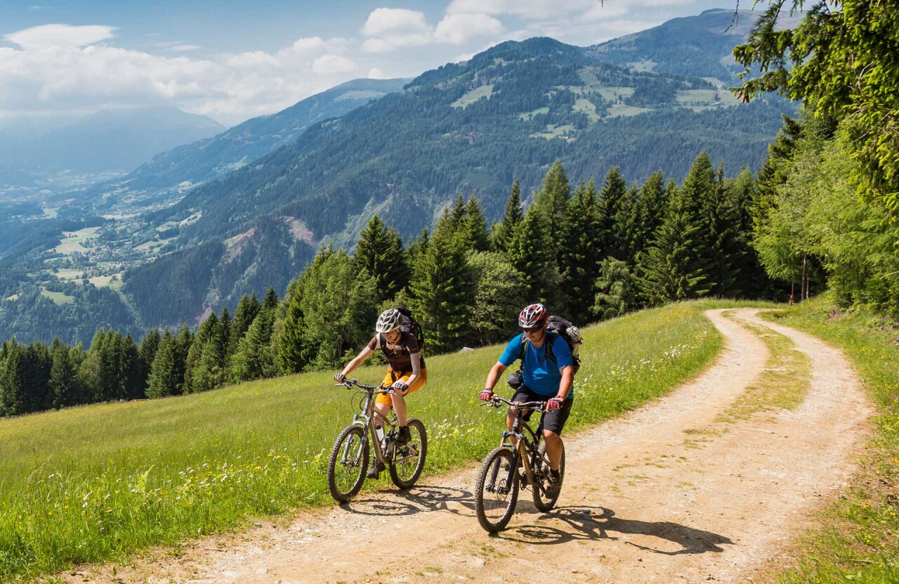 Landhaus Vorderberg heerlijk om te fietsen in het Gaiiltal direct op de R32 vanuit ons Landhaus